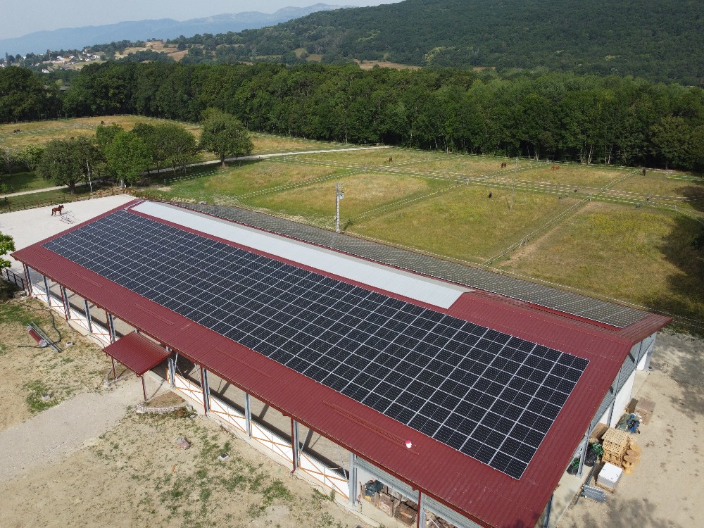 découvrez notre prêt photovoltaïque adapté à vos besoins pour financer l'installation de panneaux solaires. profitez d'une solution économique qui vous permet de générer votre propre énergie renouvelable tout en réduisant vos factures d'électricité. informez-vous dès maintenant sur nos conditions avantageuses et faites un geste pour la planète.