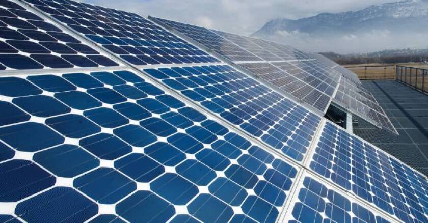 découvrez nos solutions de prêt photovoltaïque adaptées à vos besoins pour financer l'installation de panneaux solaires. réalisez des économies d'énergie tout en contribuant à la transition énergétique grâce à des conditions avantageuses et un accompagnement personnalisé.