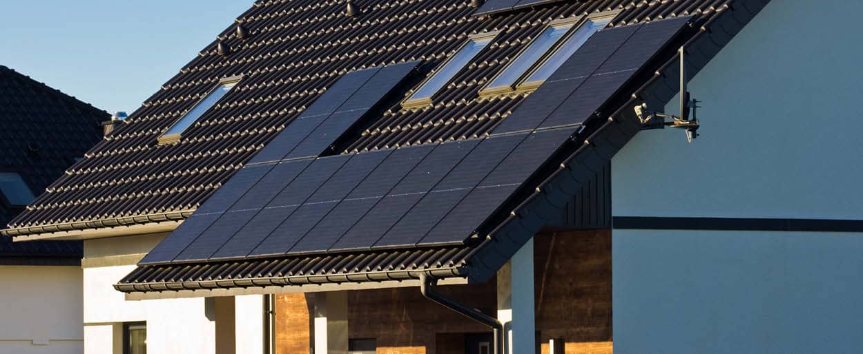 découvrez les différentes primes et aides financières disponibles pour l'installation de panneaux solaires en france. maximisez vos économies et contribuez à la transition énergétique grâce à des subventions attractives et des dispositifs fiscaux.
