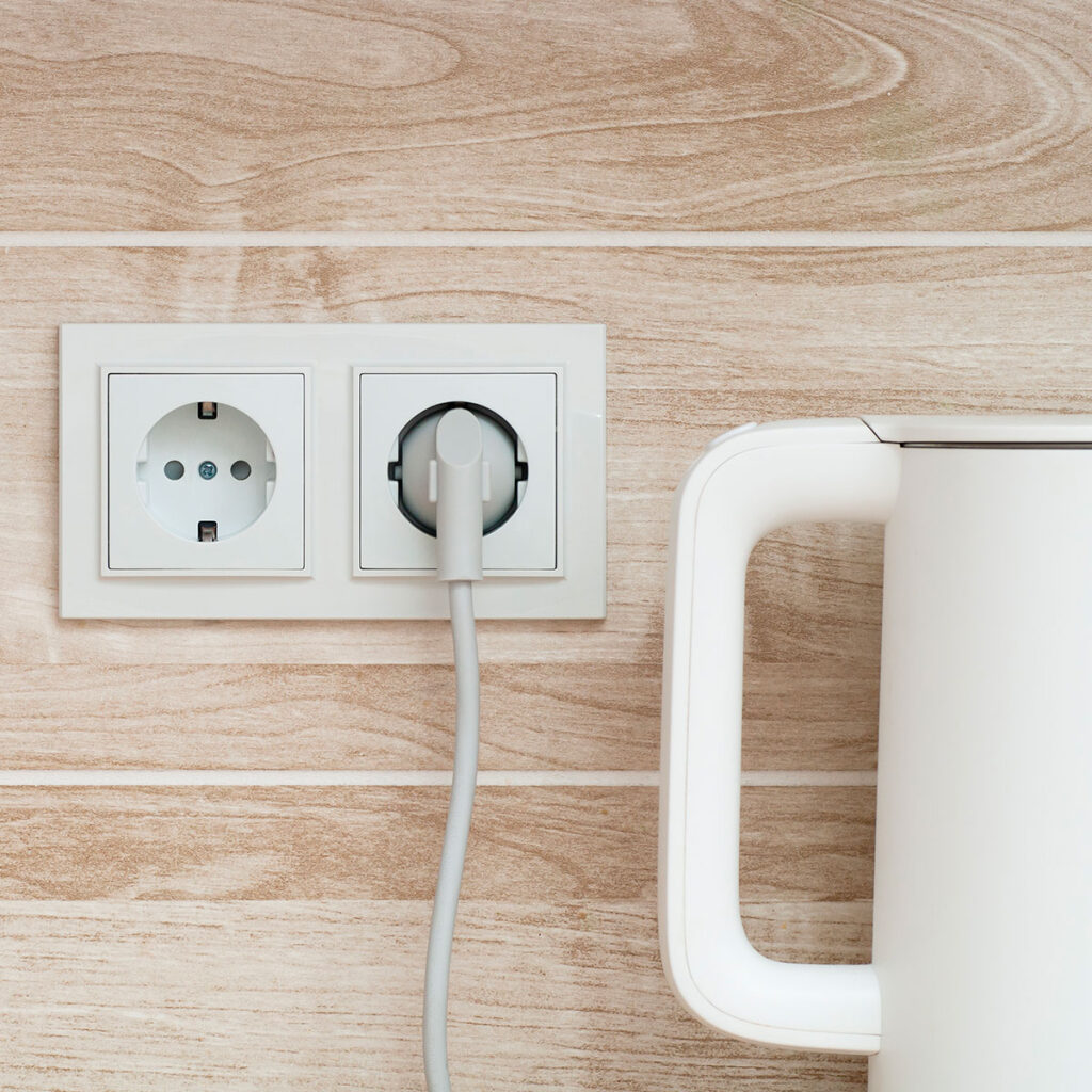 découvrez notre guide complet sur les différentes types de prises, leurs utilisations et conseils d'installation. optimisez la sécurité et l'efficacité de votre réseau électrique.