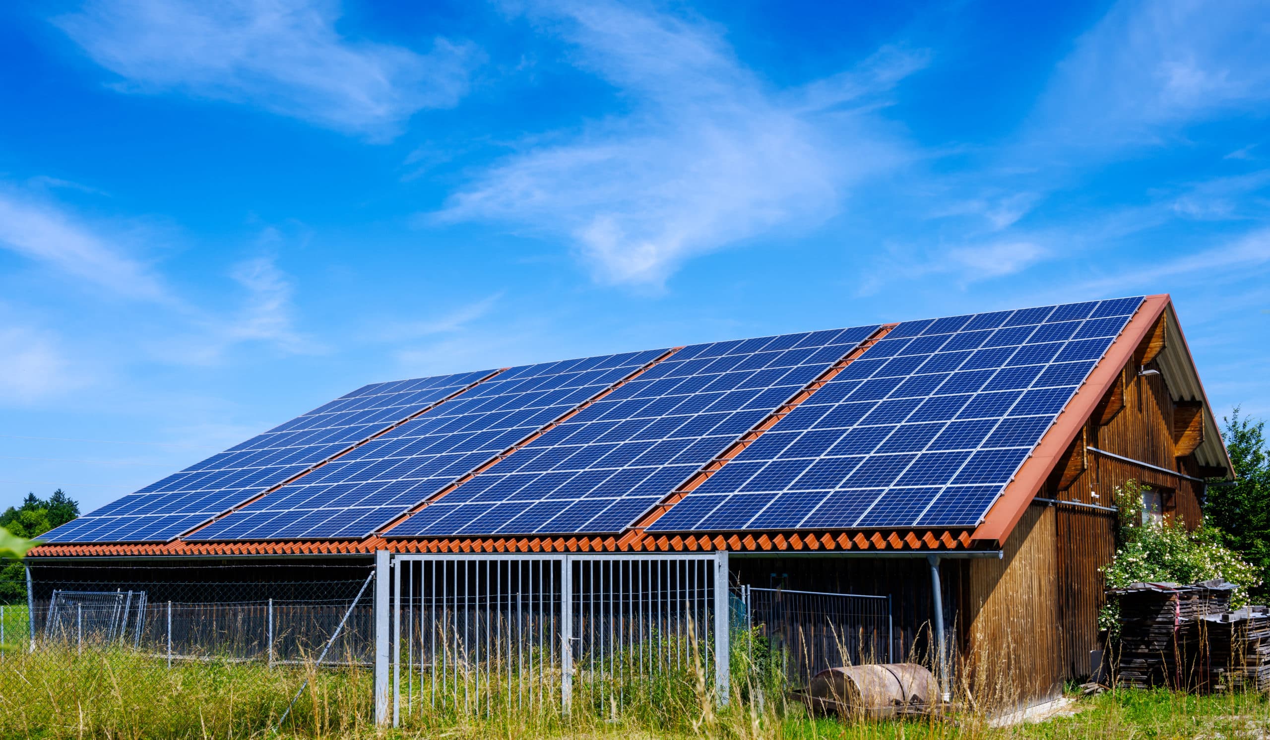 découvrez les tarifs compétitifs des bâtiments agricoles équipés de panneaux photovoltaïques. informez-vous sur les avantages économiques et écologiques de cette solution d'énergie renouvelable pour votre exploitation.