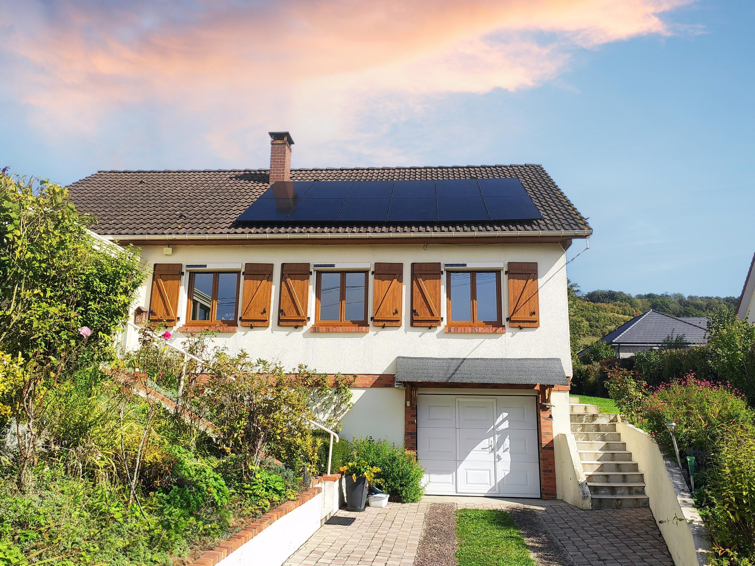découvrez les prix de l'installation d'un panneau solaire de 3 kw, une solution écologique et économique pour réduire votre facture d'énergie. comparez les offres et trouvez le meilleur service pour votre projet de conversion énergétique.