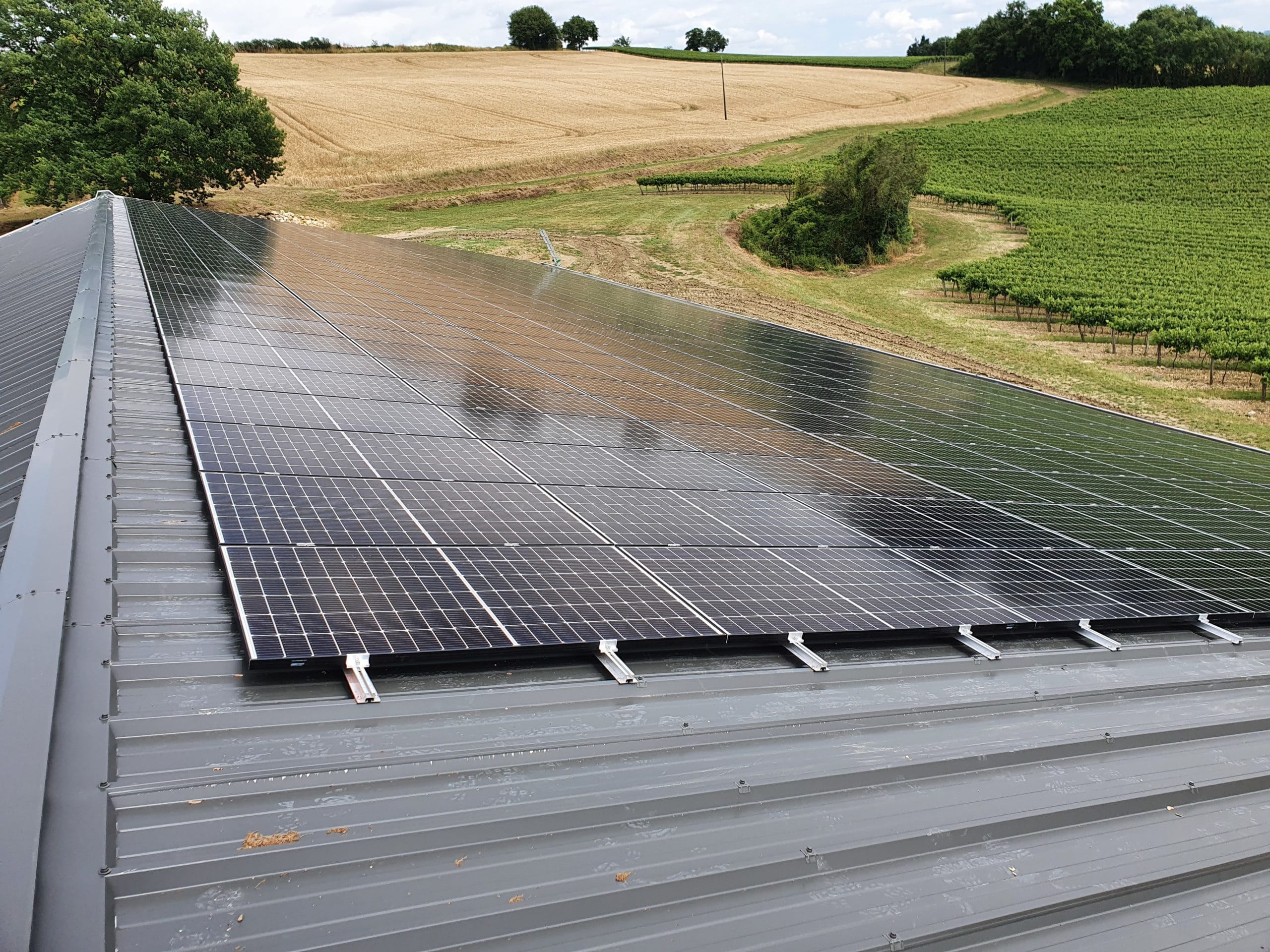 découvrez les prix compétitifs pour l'installation de systèmes photovoltaïques de 36 kwc. optimisez votre production d'énergie solaire tout en bénéficiant d'un retour sur investissement rapide et d'un impact environnemental positif.