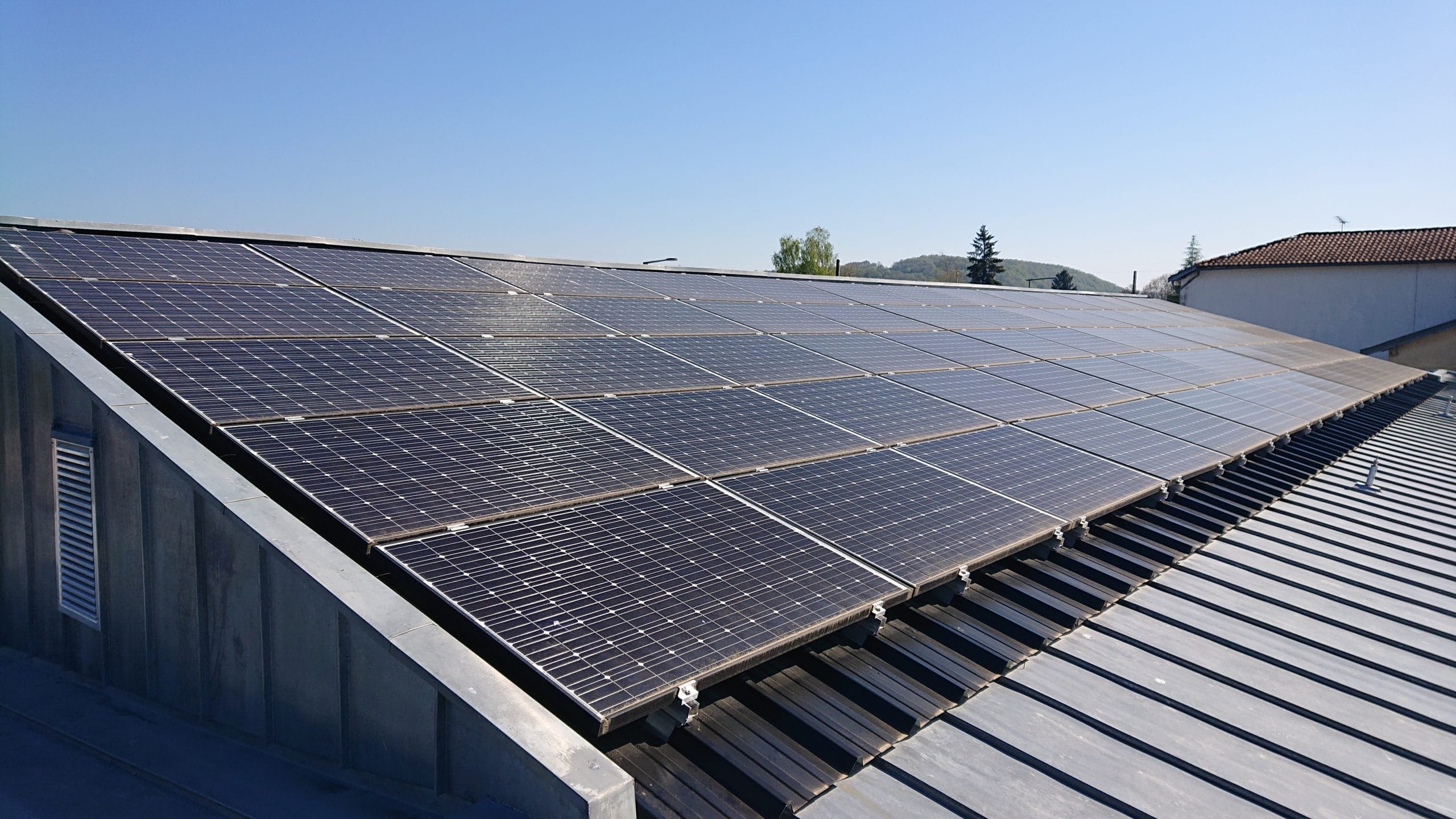 découvrez les prix des panneaux solaires 9 kwc et les avantages d'investir dans l'énergie solaire pour réduire vos factures d'électricité. comparez les offres et faites le choix éco-responsable pour votre maison.