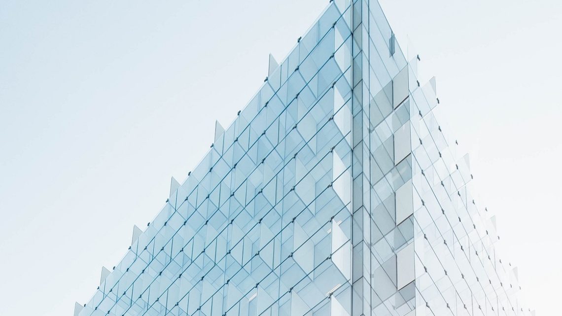 découvrez les prix des panneaux solaires semi-transparents et optimisez l'efficacité énergétique de votre maison. profitez d'une technologie innovante qui combine esthétisme et performance tout en réduisant votre facture d'électricité.