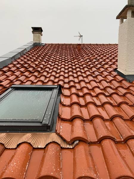 découvrez les tarifs pour une toiture de 100m2. obtenez des conseils, des astuces et des estimations pour vous aider à budgétiser votre projet de toiture. comparez les matériaux et les options pour optimiser votre investissement!