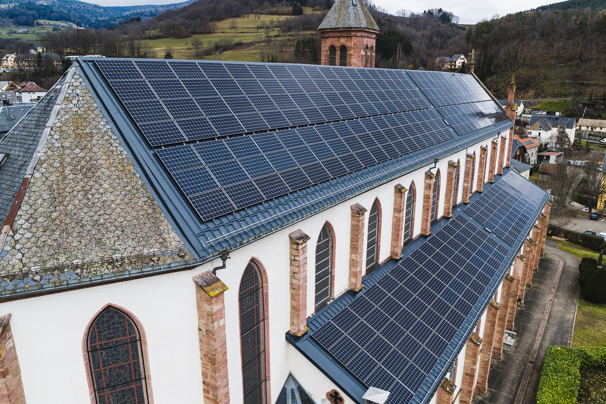 découvrez les prix compétitifs des panneaux solaires voltec, idéaux pour des solutions d'énergie renouvelable accessibles. comparez les offres et trouvez la meilleure solution pour vos besoins en énergie solaire.