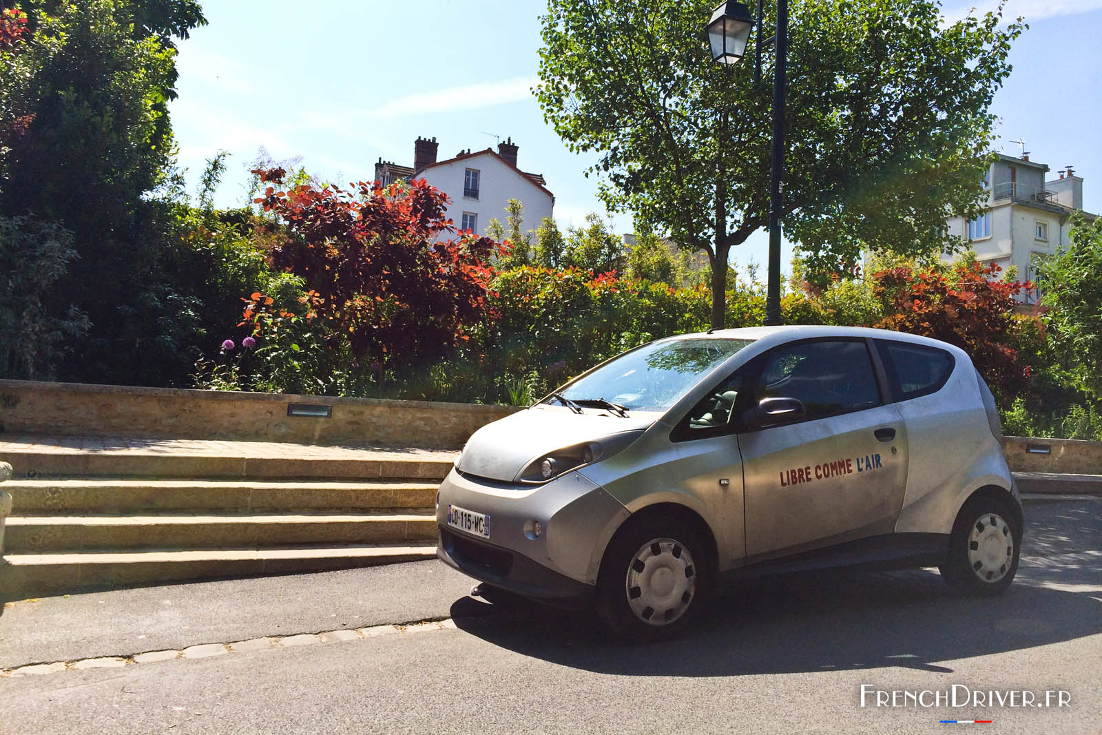 découvrez les solutions aux problèmes courants rencontrés avec les bluecars. notre guide vous aide à identifier les pannes, à comprendre les fonctionnalités et à optimiser l'utilisation de votre véhicule électrique pour une expérience de conduite sereine.