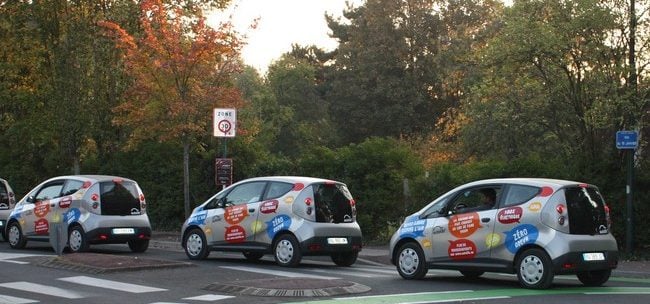 découvrez les principaux problèmes liés aux bluecar, leurs causes et solutions possibles. informez-vous sur les enjeux de la mobilité électrique et comment surmonter les défis rencontrés par ces véhicules innovants.