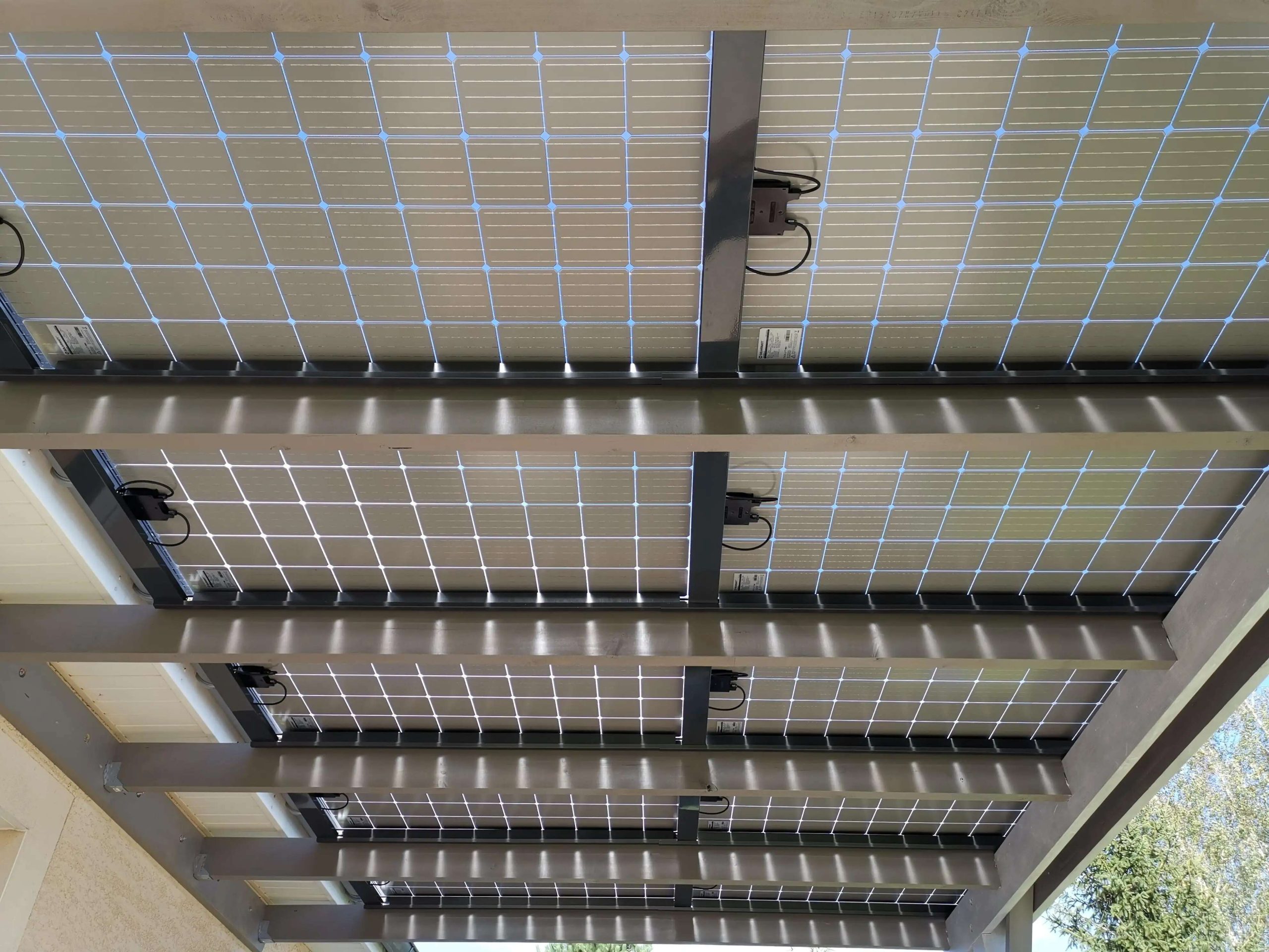 découvrez nos solutions d'étanchéité pour installations photovoltaïques, garantissant la protection et la durabilité de vos panneaux solaires. assurez une performance optimale tout en préservant l'intégrité de votre toiture grâce à nos techniques innovantes et éprouvées.