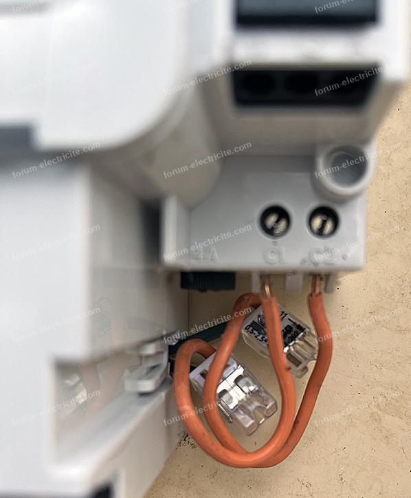 découvrez les enjeux et les préoccupations autour du compteur linky. informez-vous sur les problèmes fréquents rencontrés par les utilisateurs et les solutions proposées pour mieux comprendre ce dispositif d'électricité connecté.