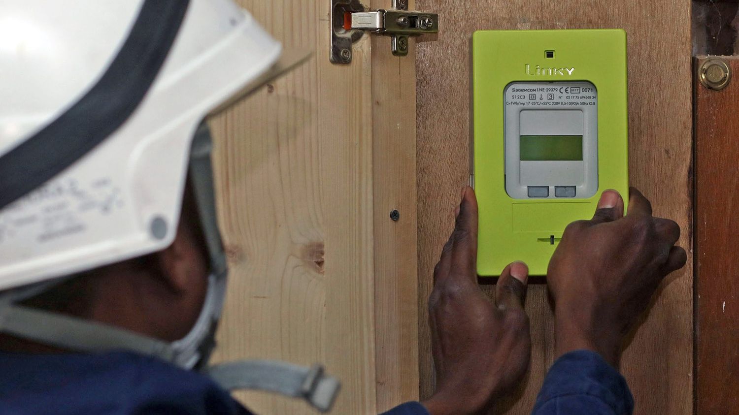 découvrez comment programmer votre compteur linky pour optimiser votre consommation d'énergie et bénéficier d'une gestion efficace de votre budget. suivez nos conseils pratiques et astuces pour tirer le meilleur parti de votre installation électrique.