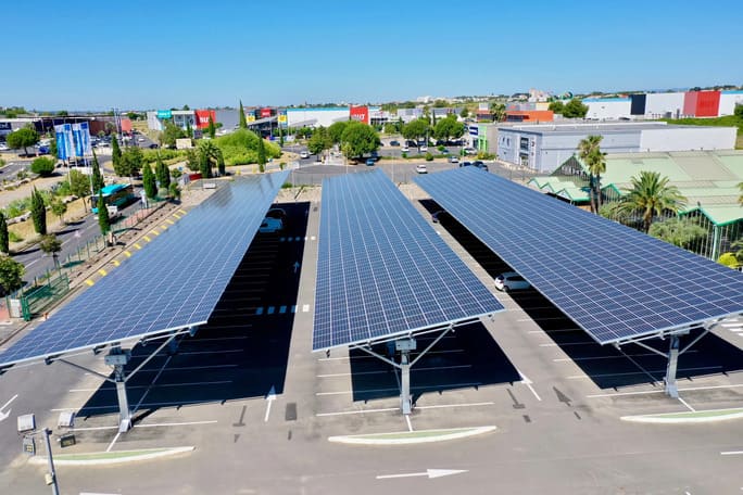 découvrez nos projets photovoltaïques innovants, alliant durabilité et performance. explorez comment nous contribuons à la transition énergétique grâce à des solutions solaires sur mesure pour les particuliers et les entreprises.