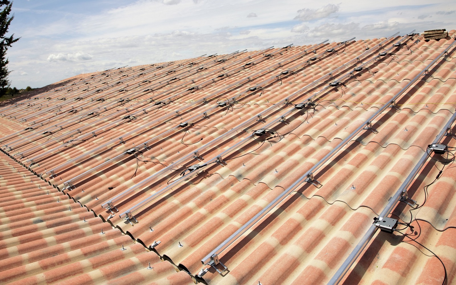 découvrez le pst solaire, une solution innovante pour capter et optimiser l'énergie solaire. idéale pour réduire votre empreinte carbone et réaliser des économies d'énergie, notre technologie de pointe vous permet de transformer la lumière du soleil en électricité de manière efficace et durable.