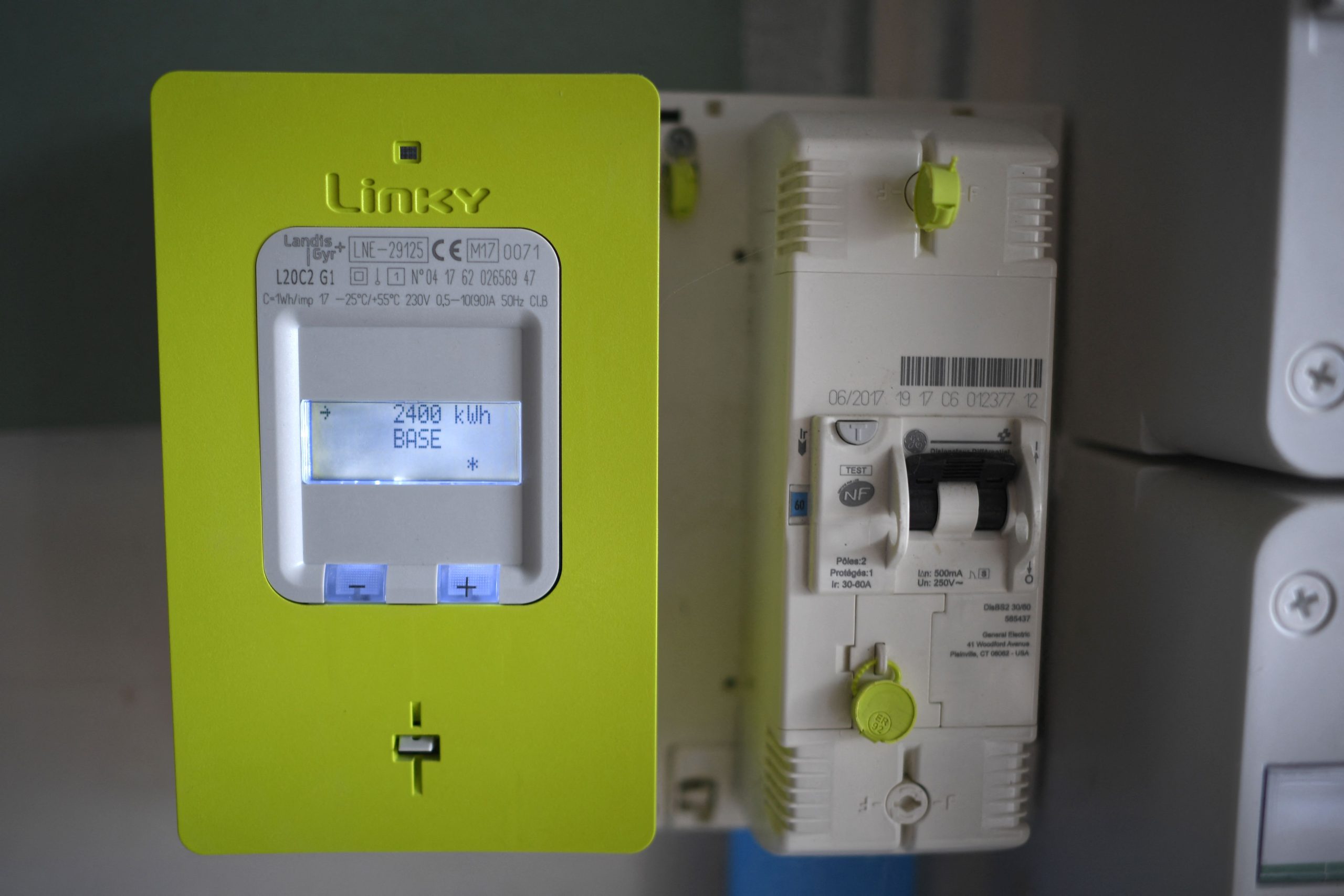 découvrez tout ce qu'il faut savoir sur la puissance linky : fonctionnement, choix de la puissance adéquate pour votre foyer et conseils pour optimiser votre consommation d'électricité. informez-vous sur les avantages du compteur intelligent linky et comment il peut vous aider à mieux gérer votre énergie.