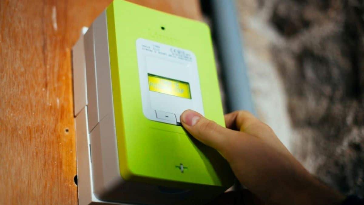 découvrez les conséquences de la puissance linky dépassée sur votre facture d'électricité. apprenez comment éviter les dépassements et optimiser votre consommation énergétique grâce à des conseils pratiques et des astuces simples.