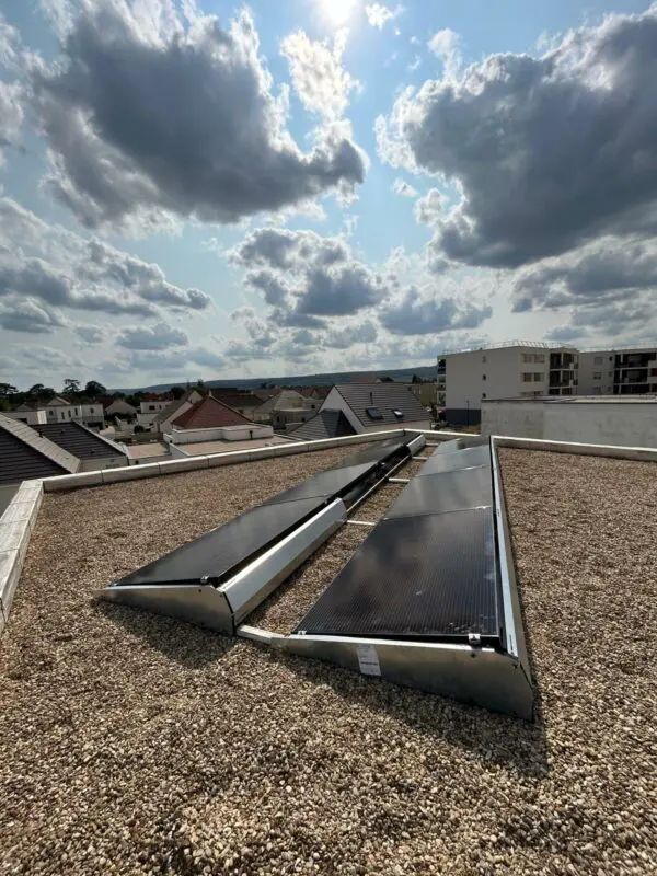 découvrez tout sur les panneaux photovoltaïques 3kwc : performance, avantages écologiques et économies d'énergie. optez pour une installation adaptée à vos besoins et faites le choix d'une énergie renouvelable pour votre habitation.