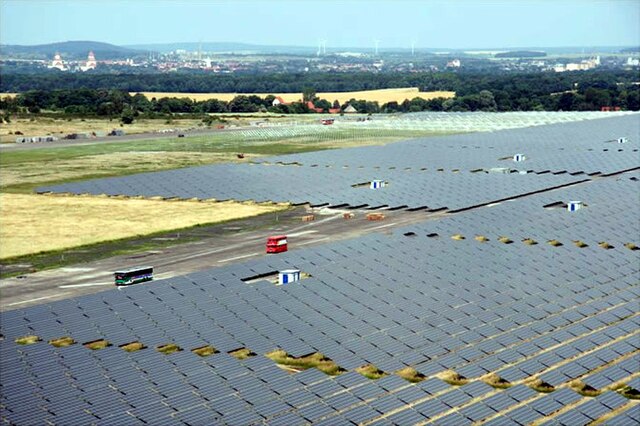découvrez tout sur les panneaux photovoltaïques en allemagne : tendances, innovations, et opportunités d'investissement pour un avenir énergétique durable.