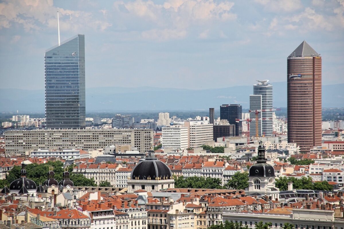découvrez les dernières actualités et événements concernant le pv à lyon. restez informé des innovations et des projets en cours pour un avenir durable et éco-responsable dans la métropole lyonnaise.