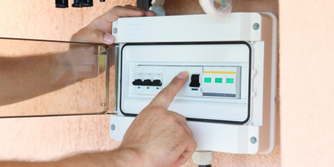 découvrez comment effectuer un raccordement solaire au tableau électrique pour optimiser l'utilisation de l'énergie renouvelable. apprenez les étapes essentielles, les précautions à prendre et les bénéfices d'une installation bien réalisée.