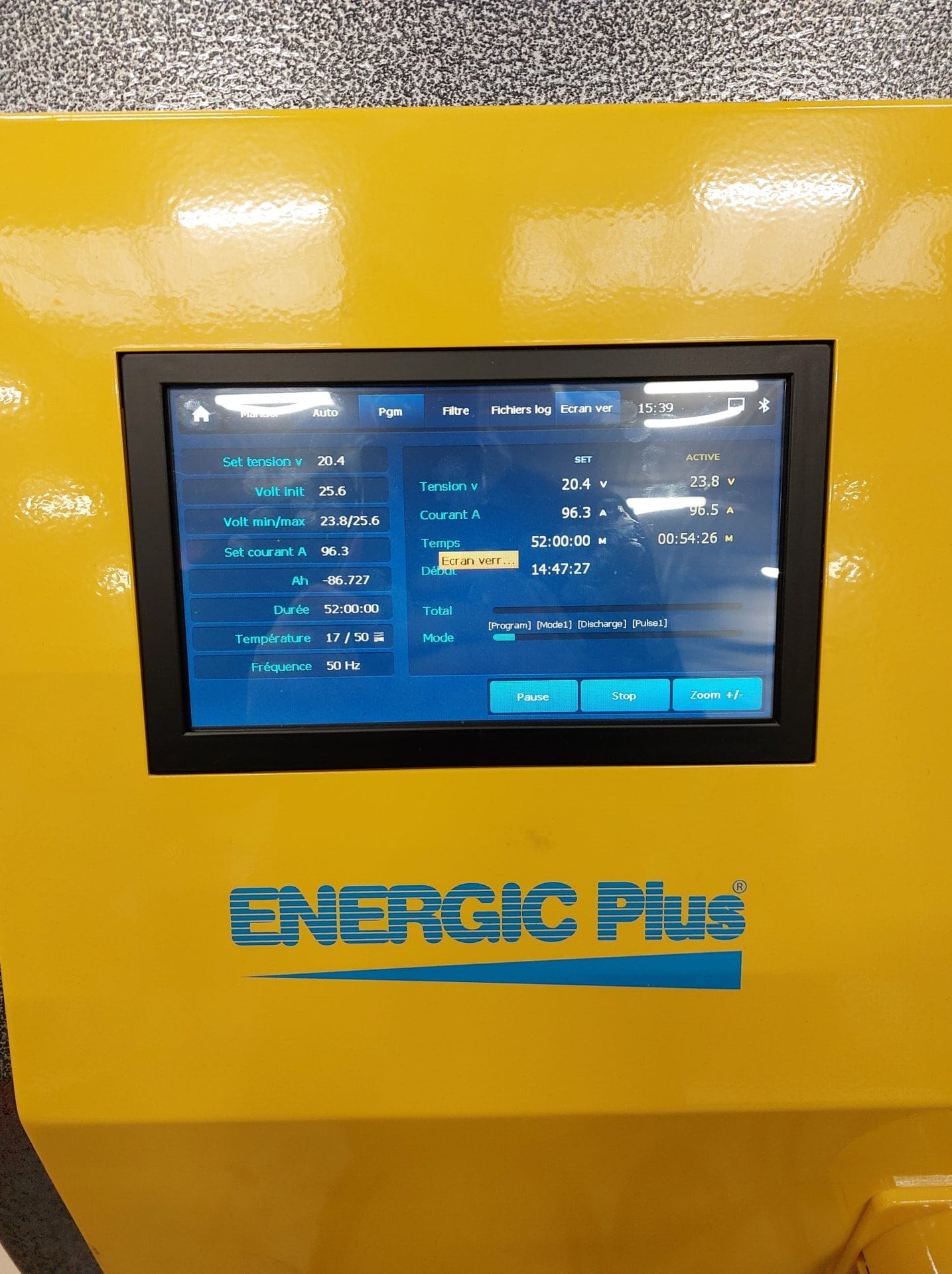 découvrez les méthodes efficaces pour régénérer votre batterie plomb et prolonger sa durée de vie. apprenez des techniques simples et pratiques pour optimiser la performance de votre batterie et économiser sur son remplacement.