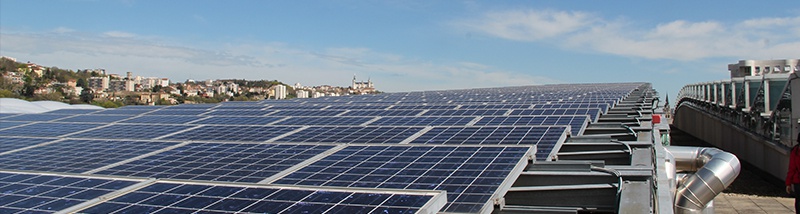 découvrez la réglementation photovoltaïque en france : obligations, normes et incitations pour l'installation de panneaux solaires. informez-vous sur les démarches administratives, les aides financières et les meilleures pratiques pour profiter pleinement de l'énergie solaire.