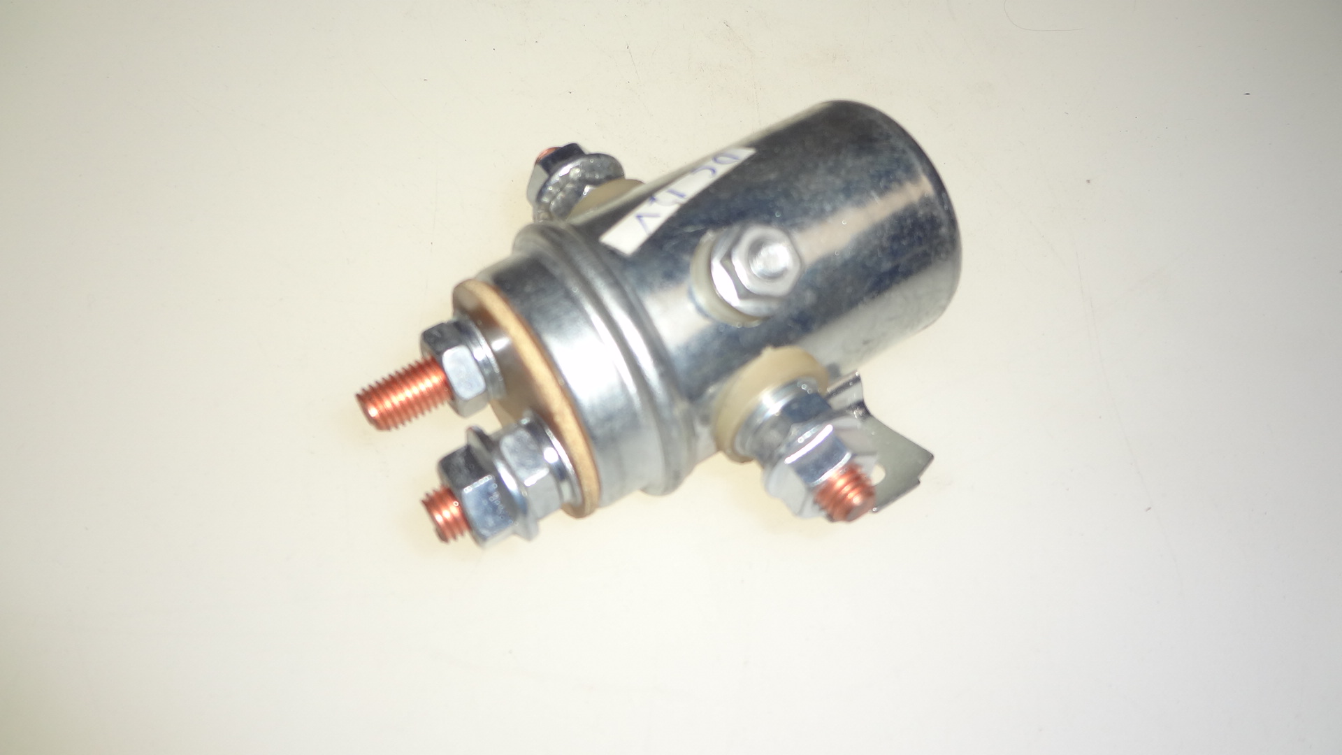 découvrez notre sélection de relais 12v, idéaux pour vos projets électroniques et automobiles. profitez d'une performance fiable et d'une installation facile pour contrôler vos appareils électriques en toute sécurité.