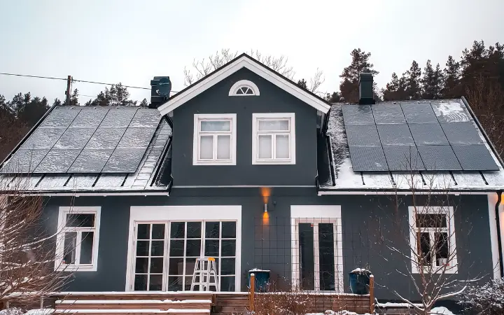 découvrez comment maximiser le rendement de vos panneaux solaires en hiver. optimisez votre production d'énergie même durant les mois les plus froids grâce à nos conseils et astuces adaptés aux conditions hivernales.