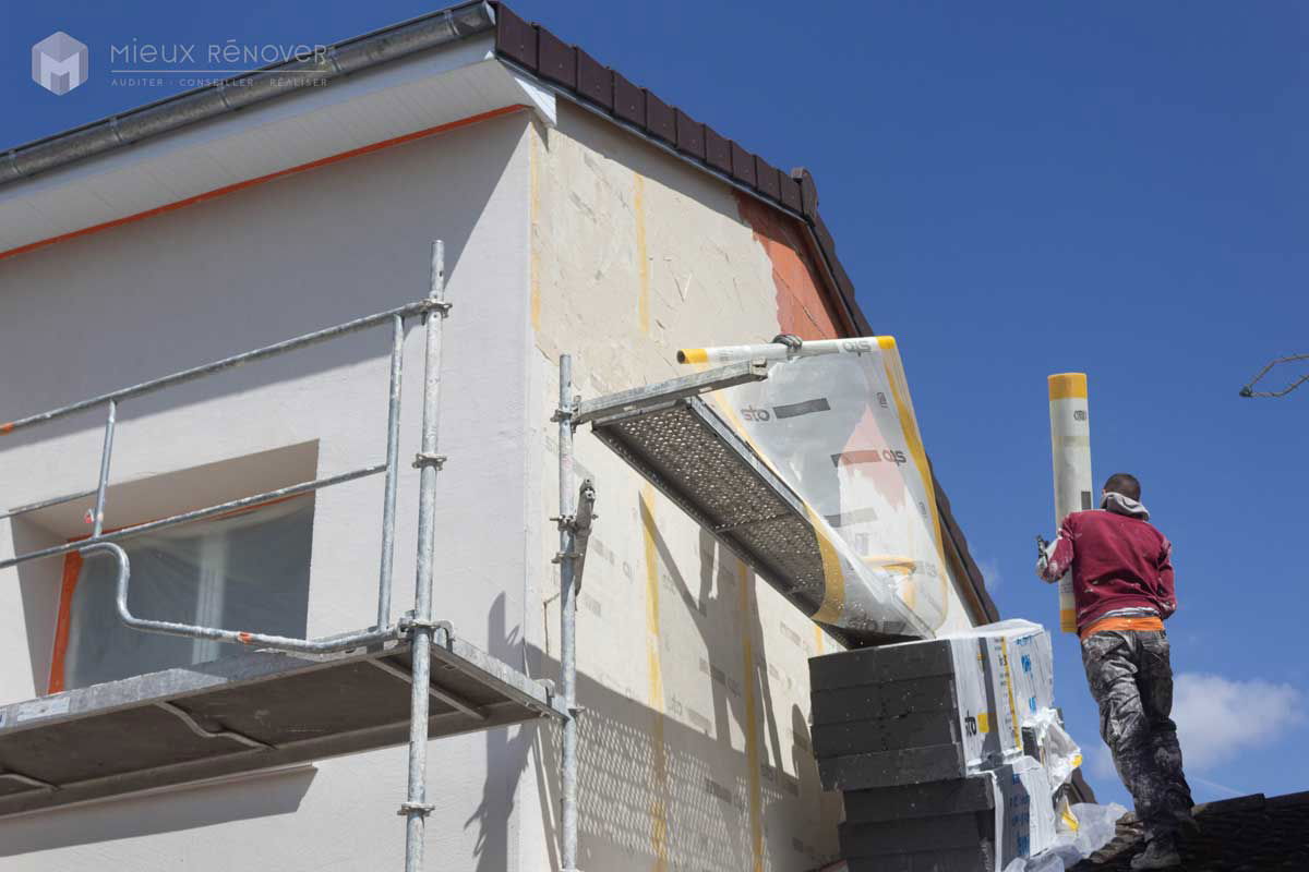 découvrez comment maximiser la rentabilité de votre investissement en isolation. détails sur les économies d'énergie, les subventions disponibles et les bénéfices à long terme.
