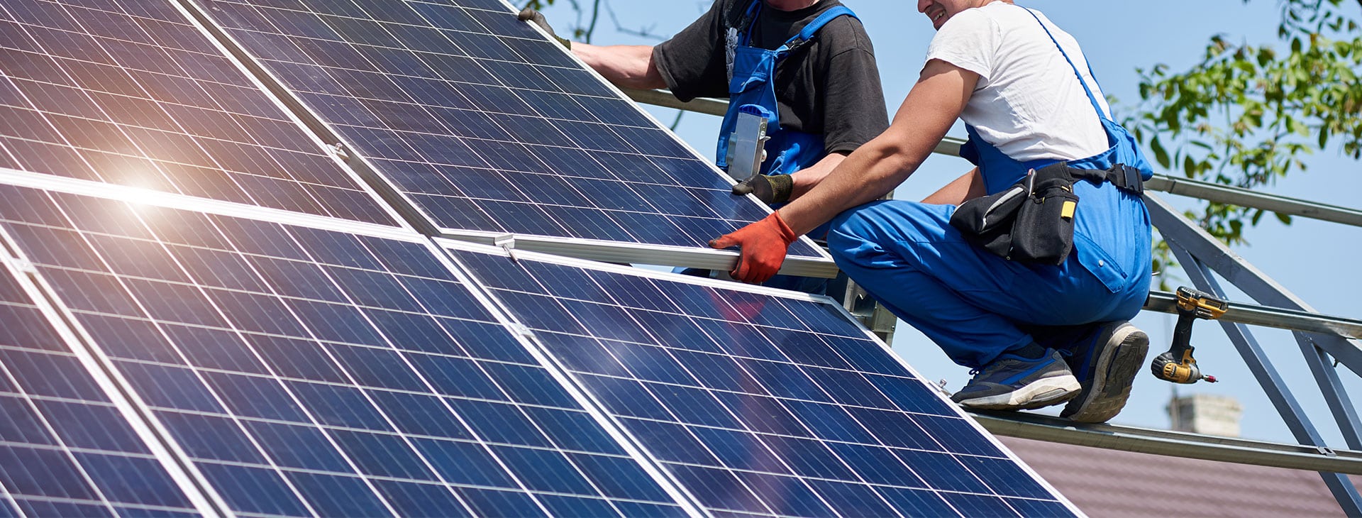 découvrez les clés de la rentabilité photovoltaïque : comment maximiser votre investissement dans l'énergie solaire, les avantages fiscaux, et les solutions adaptées à votre projet pour une consommation d'énergie durable et économiquement viable.