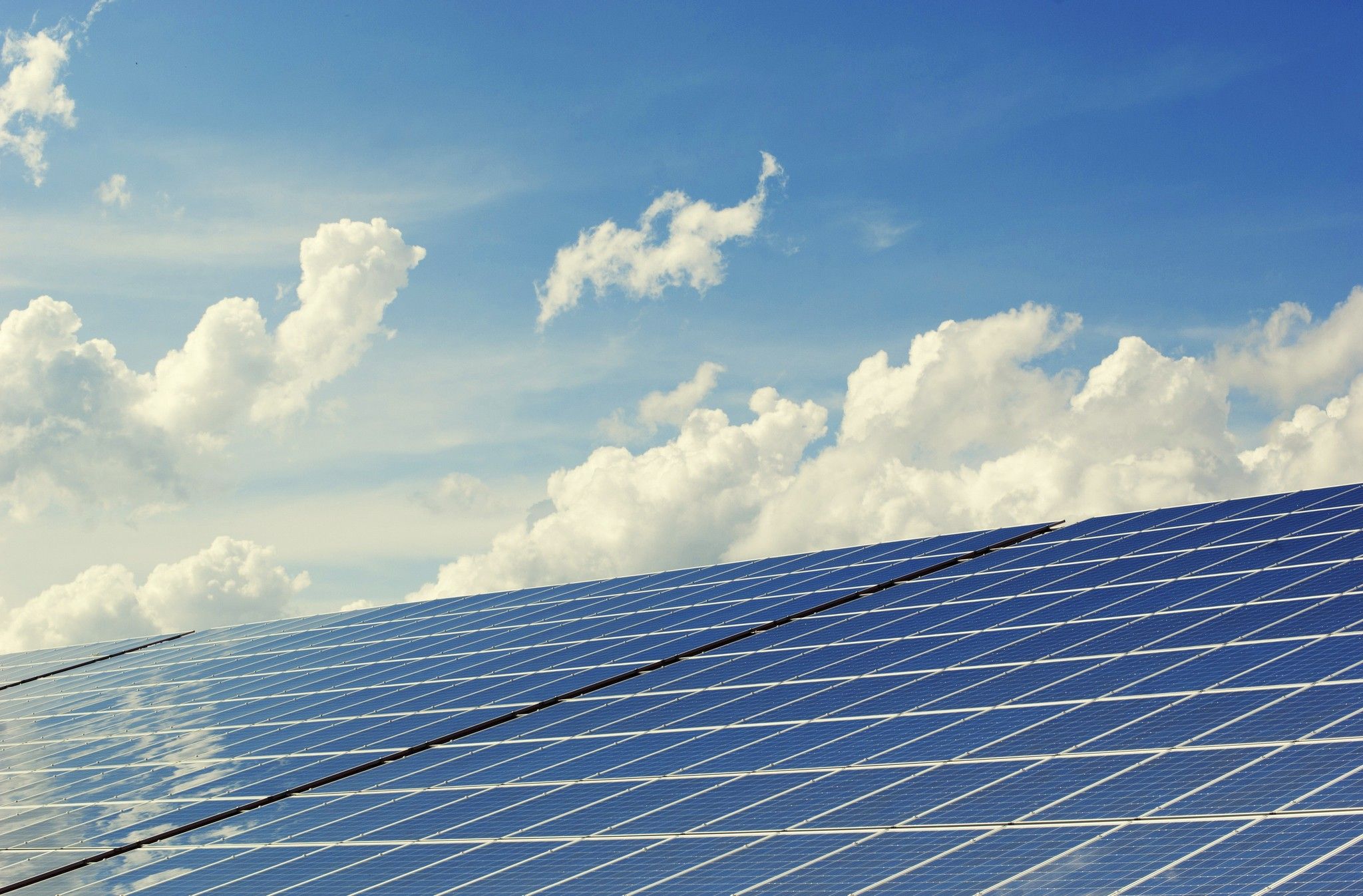 découvrez notre simulateur photovoltaïque, un outil pratique pour estimer la production d'énergie solaire de votre installation. obtenez des résultats personnalisés en quelques clics et faites le premier pas vers une énergie plus verte et économique.