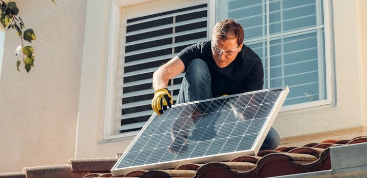découvrez comment la simulation solaire peut optimiser vos projets énergétiques. explorez des outils avancés pour analyser et prévoir la production d'énergie solaire, maximisant ainsi l'efficacité et la rentabilité de vos installations.