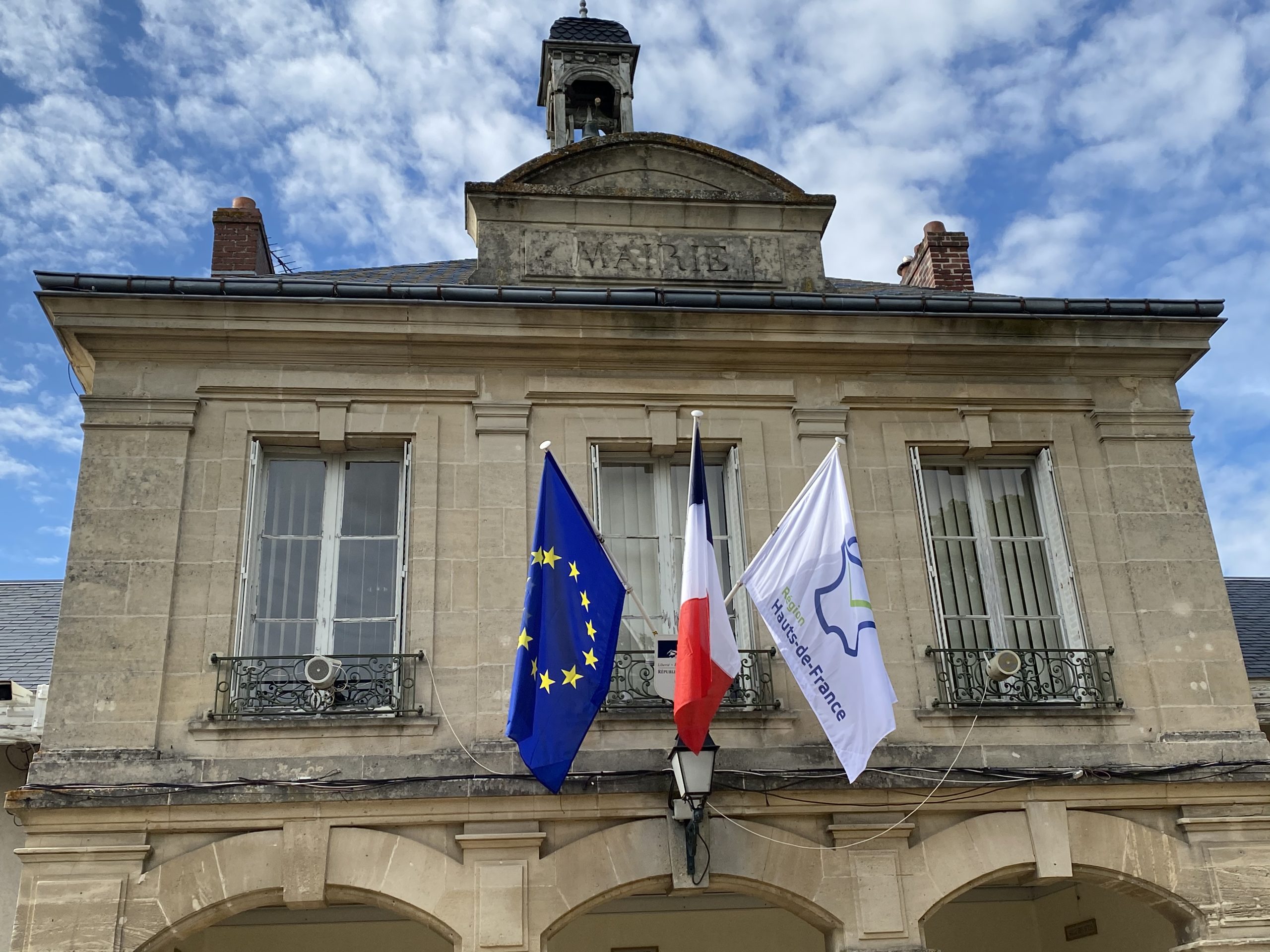 découvrez tout ce qu'il faut savoir sur le siret des mairies en france : fonctionnement, importance, et comment l'obtenir pour votre structure.