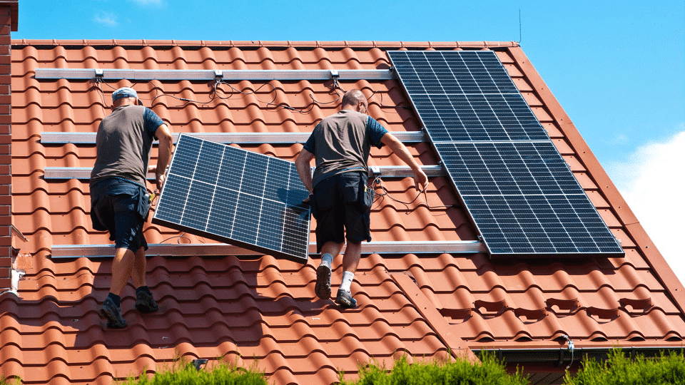 découvrez notre guide complet sur les meilleurs sites d'achat de panneaux solaires. comparez les prix, lisez des avis d'experts et faites le choix idéal pour votre installation solaire. économisez de l'énergie et de l'argent grâce à des solutions durables et accessibles.