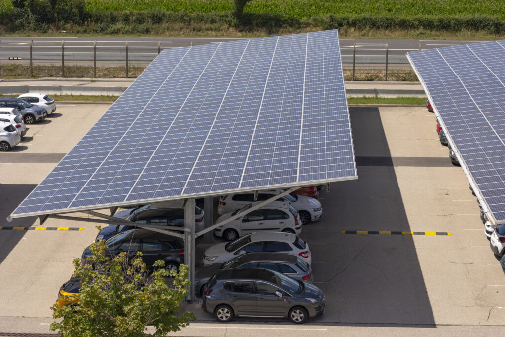 découvrez notre société spécialisée dans les panneaux solaires, offrant des solutions innovantes et durables pour l'énergie renouvelable. nous vous accompagnons dans la transition énergétique avec des installations sur mesure et un service clientèle de qualité.
