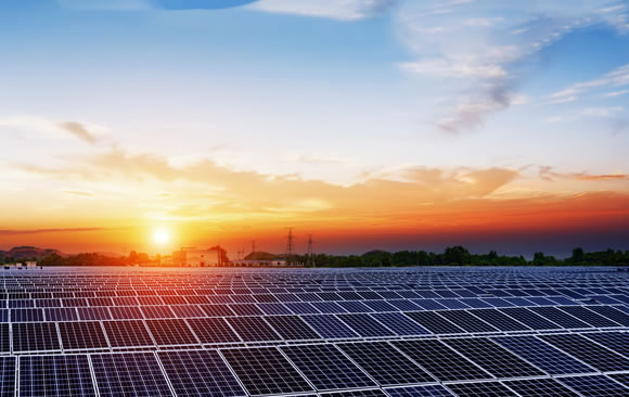 découvrez les avantages de l'énergie solaire, une solution écologique et économique pour alimenter votre maison. informez-vous sur les différents panneaux solaires, les aides financières disponibles et comment réduire votre empreinte carbone grâce à cette source d'énergie renouvelable.