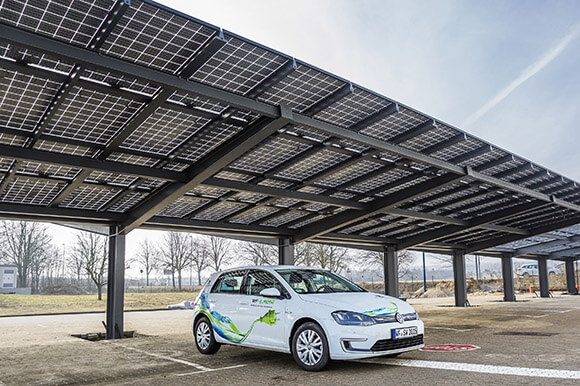 découvrez le solarwatt vision 60m, un panneau solaire innovant alliant performance et durabilité. idéal pour optimiser votre production d'énergie solaire, il offre une efficacité exceptionnelle tout en respectant l'environnement. transformez votre espace en une source d'énergie renouvelable avec ce produit de qualité supérieure.