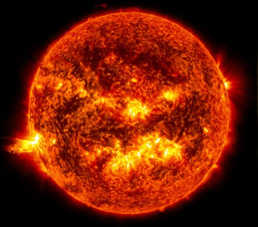 découvrez la magie du soleil, source de lumière et d'énergie vitales pour notre planète. plongez dans ses bienfaits, son rôle dans la vie quotidienne et les activités à savourer sous ses rayons.