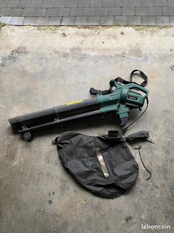 découvrez notre large gamme de souffleurs de feuilles chez leroy merlin. idéaux pour un jardin propre et ordonné, nos modèles allient performance et facilité d'utilisation. consultez nos conseils d'achat et trouvez le souffleur adapté à vos besoins !