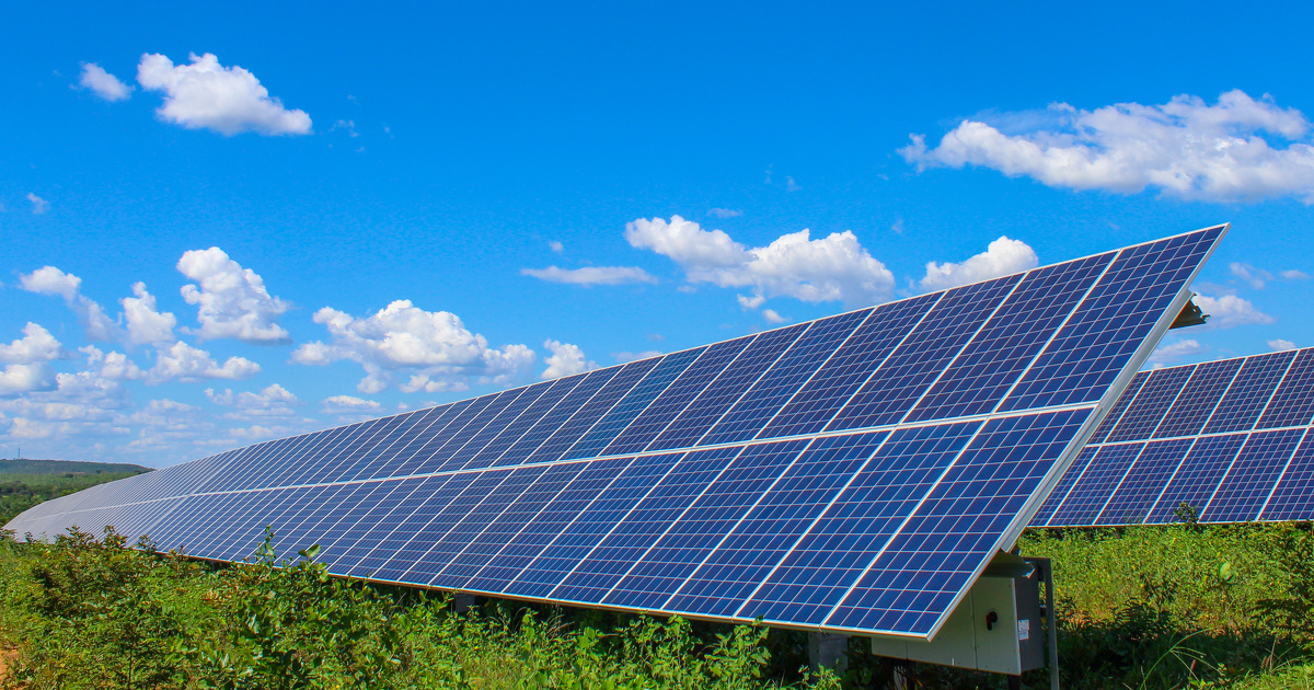 découvrez notre stage sur les systèmes photovoltaïques, conçu pour vous initier aux principes de l'énergie solaire, à l'installation de panneaux et à l'analyse de performance. parfait pour les débutants et les professionnels souhaitant approfondir leurs connaissances en énergies renouvelables.