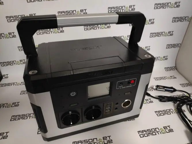 découvrez le suaoki 500, une batterie portable puissante et polyvalente, idéale pour vos aventures en plein air et vos besoins énergétiques quotidiens. profitez de ses multiples ports de charge et de sa capacité impressionnante pour alimenter vos appareils en toute simplicité.