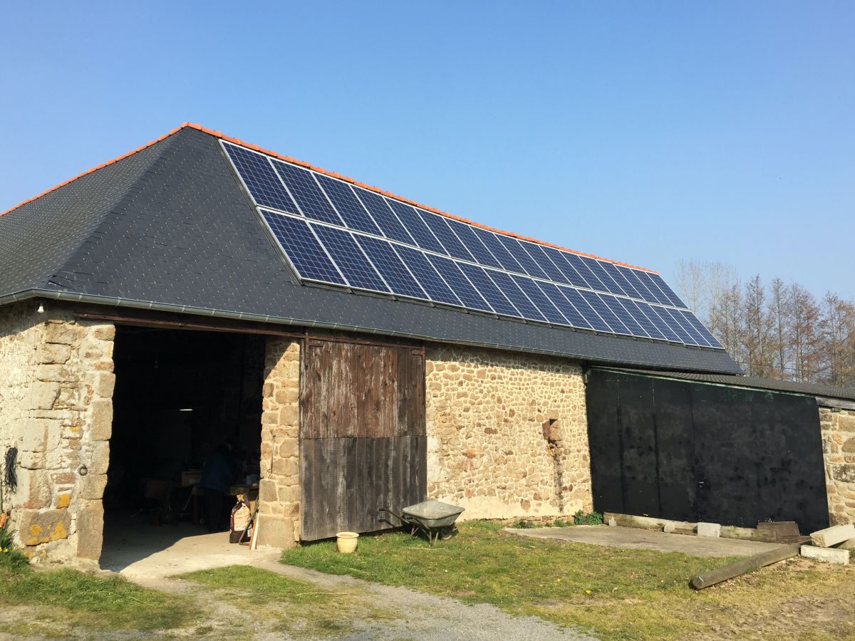 découvrez le surplus photovoltaïque : maximisez votre production d'énergie solaire et optimisez votre consommation grâce à nos solutions innovantes pour valoriser l'excédent d'électricité de vos installations photovoltaïques.