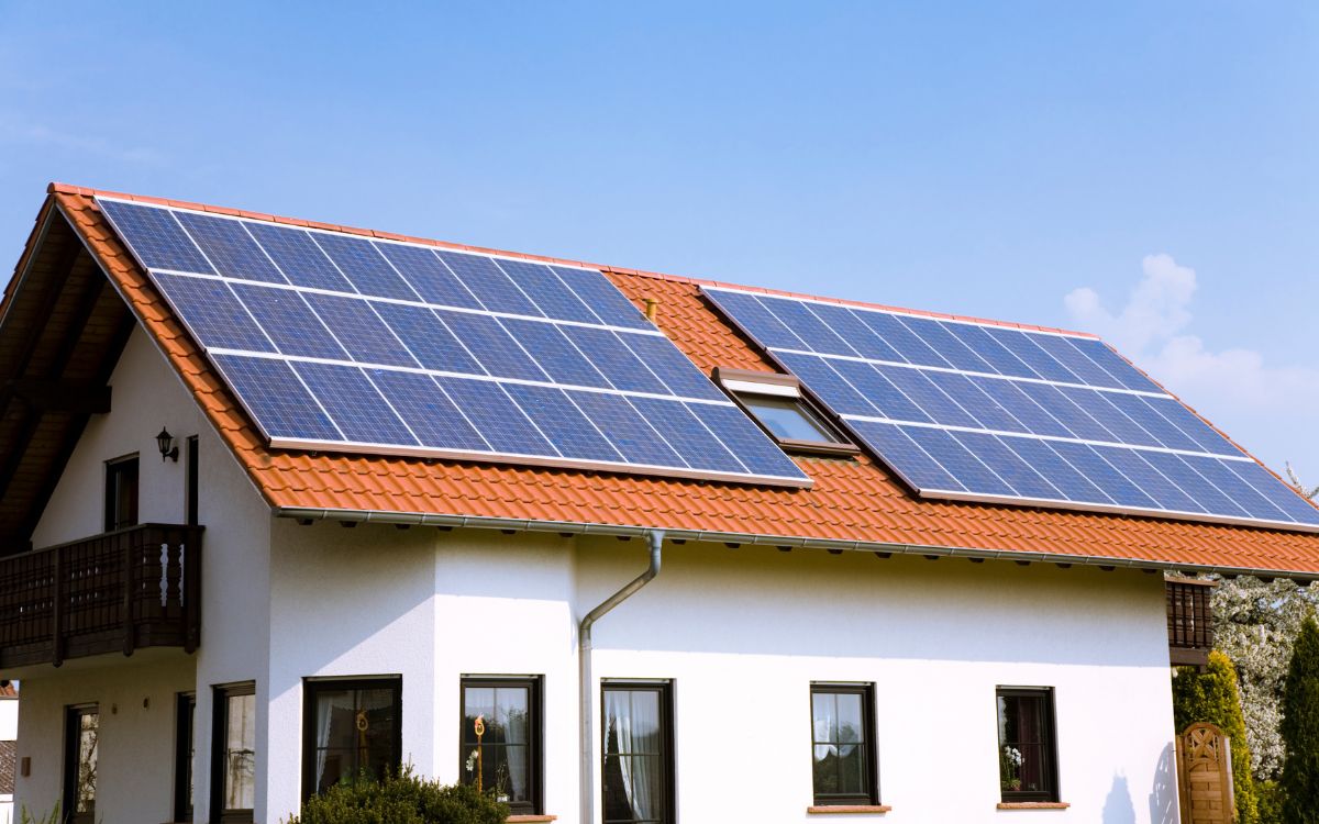 découvrez les tarifs du rachat photovoltaïque en 2025 et comment optimiser votre investissement solaire. informez-vous sur les évolutions tarifaires et les opportunités financières pour maximiser vos profits grâce à l'énergie renouvelable.