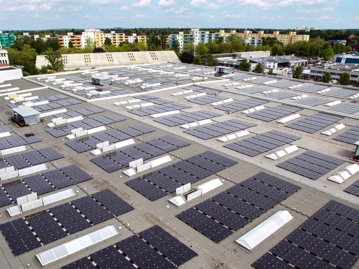 découvrez les dernières tendances en matière de photovoltaic, les innovations technologiques, les nouveaux matériaux et les évolutions du marché pour optimiser votre consommation d'énergie et promouvoir une transition énergétique durable.