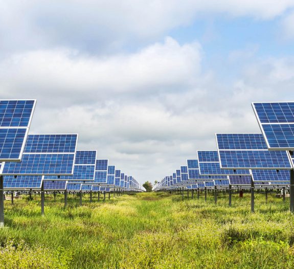 découvrez des terrains photovoltaïques adaptés à vos projets d'énergie renouvelable. optimisez votre investissement en exploitant le potentiel solaire et participez à la transition énergétique grâce à des solutions durables et rentables.