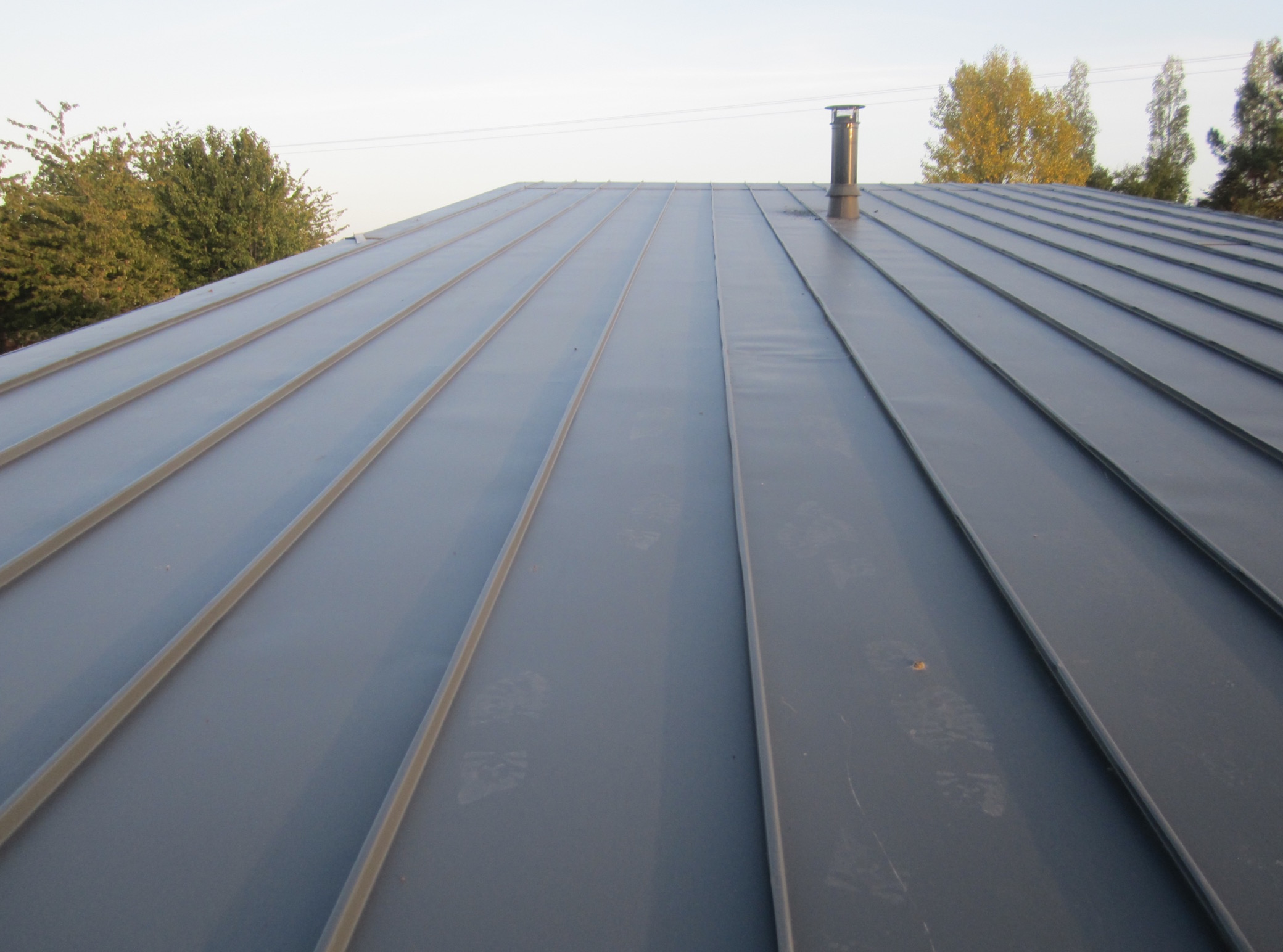 découvrez les avantages d'un toit en zinc : durabilité, esthétique moderne et entretien facile. optez pour une solution élégante et résistante pour vos projets de construction et de rénovation.