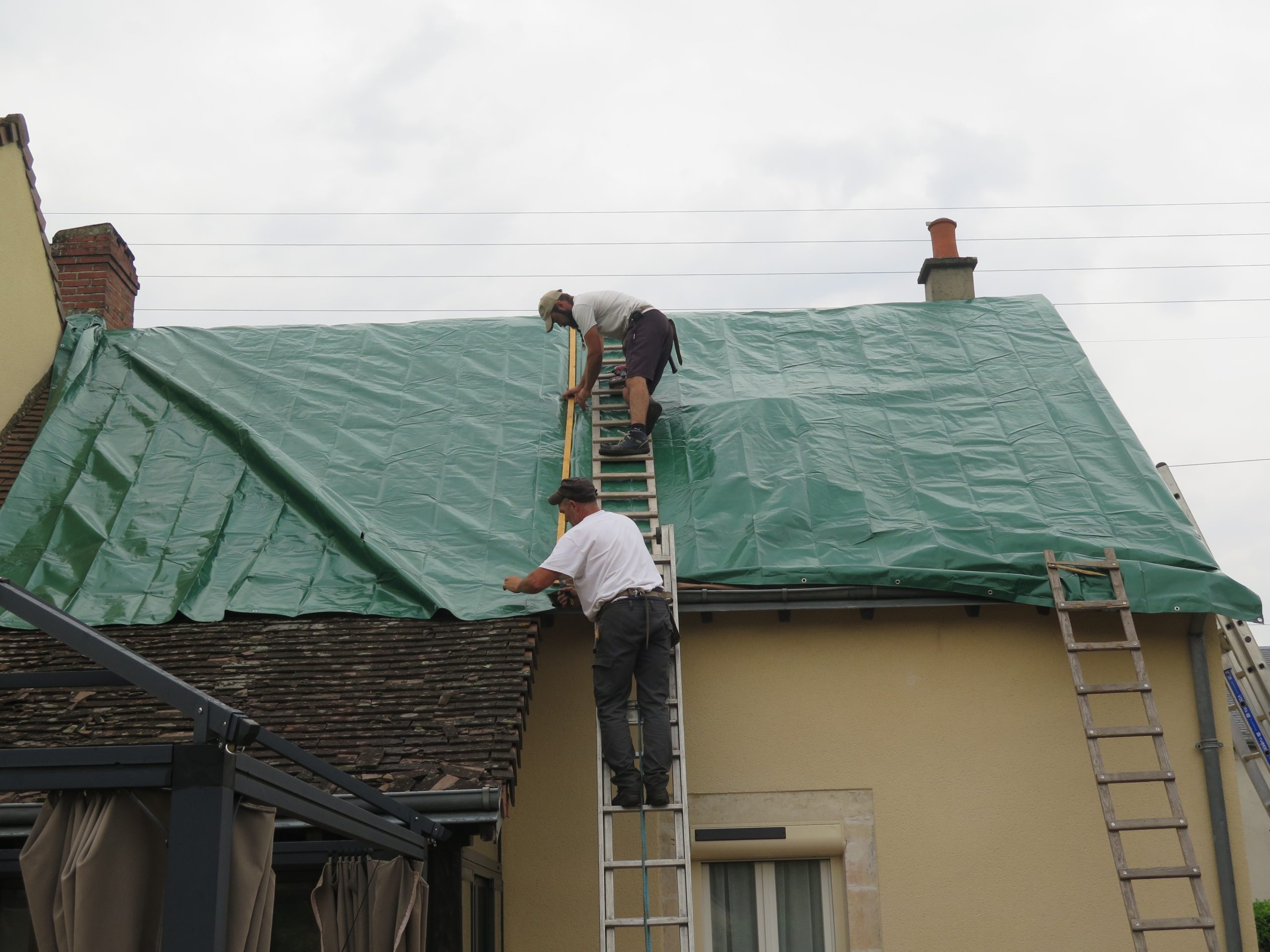 découvrez les avantages de la toiture creuse : une solution innovante alliant esthétique et performance énergétique. apprenez comment cette technique moderne peut transformer votre habitat tout en optimisant l'isolation et en réduisant les dépenses énergétiques.