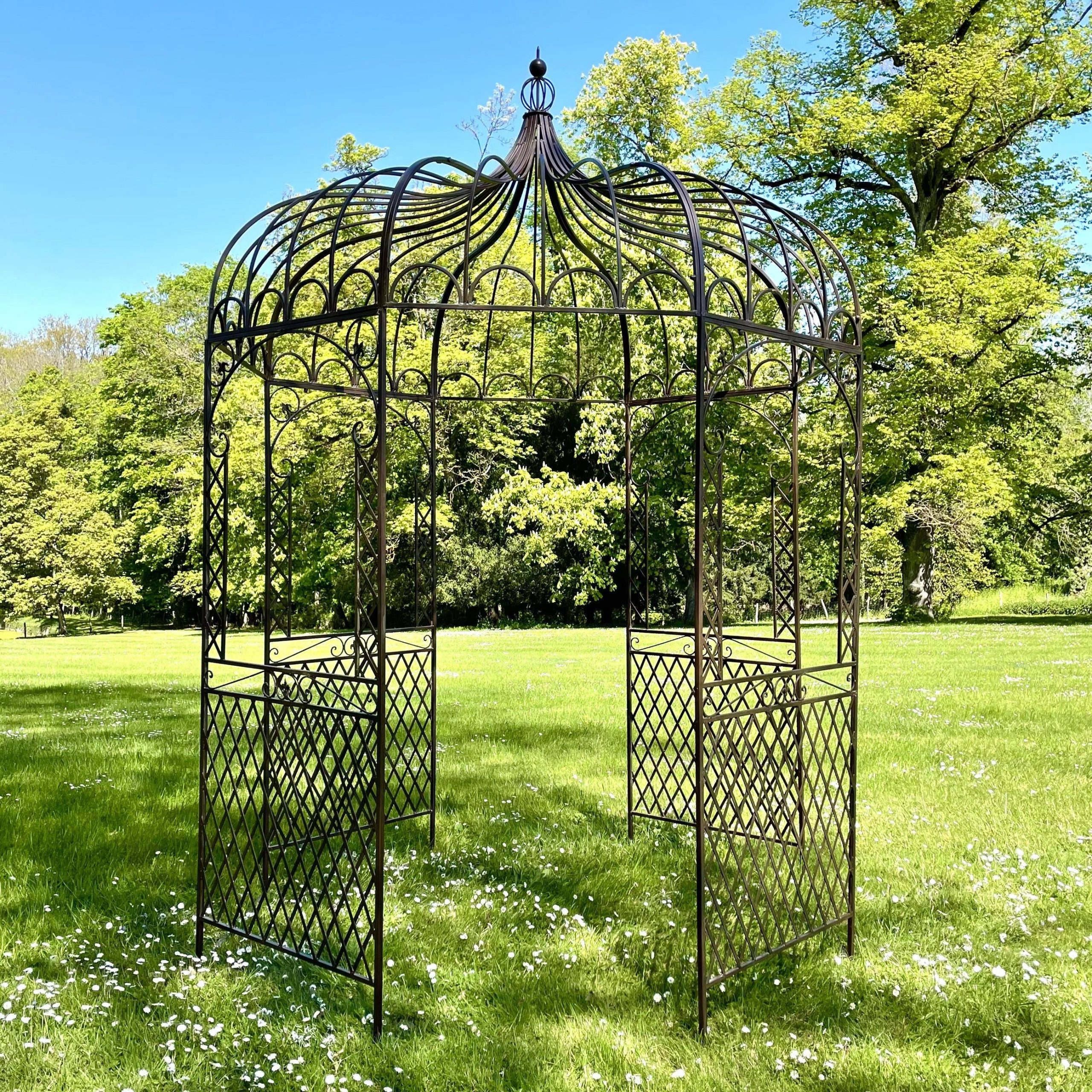 découvrez notre sélection de tonnelles de jardin, idéales pour vous protéger du soleil tout en embellissant votre espace extérieur. fabriquées avec des matériaux de qualité, nos tonnelles allient à la fois design et fonctionnalité pour créer un coin de détente à l'abri des intempéries.