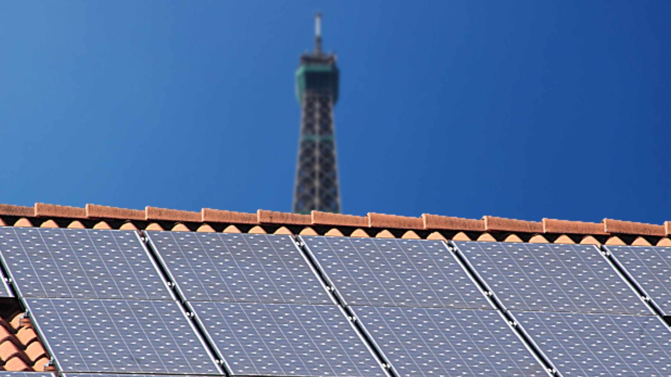découvrez notre tour photovoltaïque, une expérience immersive dédiée aux énergies renouvelables. explorez le fonctionnement des panneaux solaires, apprenez les enjeux de la transition énergétique et participez à des ateliers interactifs. idéal pour les passionnés de développement durable et les curieux souhaitant en savoir plus sur l'avenir de l'énergie.