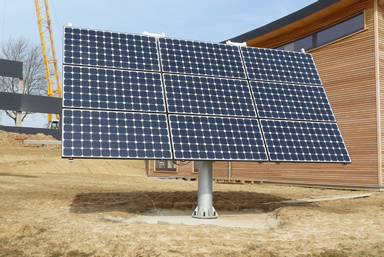 découvrez notre tracker solaire innovant, conçu pour maximiser l'efficacité de vos panneaux solaires en suivant le mouvement du soleil tout au long de la journée. augmentez votre production d'énergie renouvelable et réduisez vos factures d'électricité grâce à cette solution intelligente et durable.